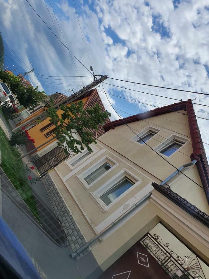 Отель Casa Lucky Рышнов Экстерьер фото